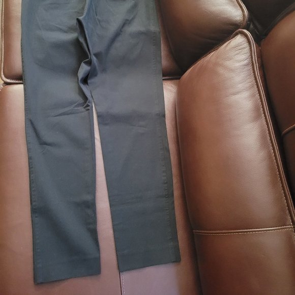 Sanctuary Flat Front Slim Leg Pants Size 6 EUC! - Picture 9 of 9